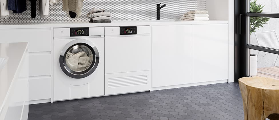 Отдельностоящая стиральная машина V-Zug AdoraWash V4000 (правая навеска)