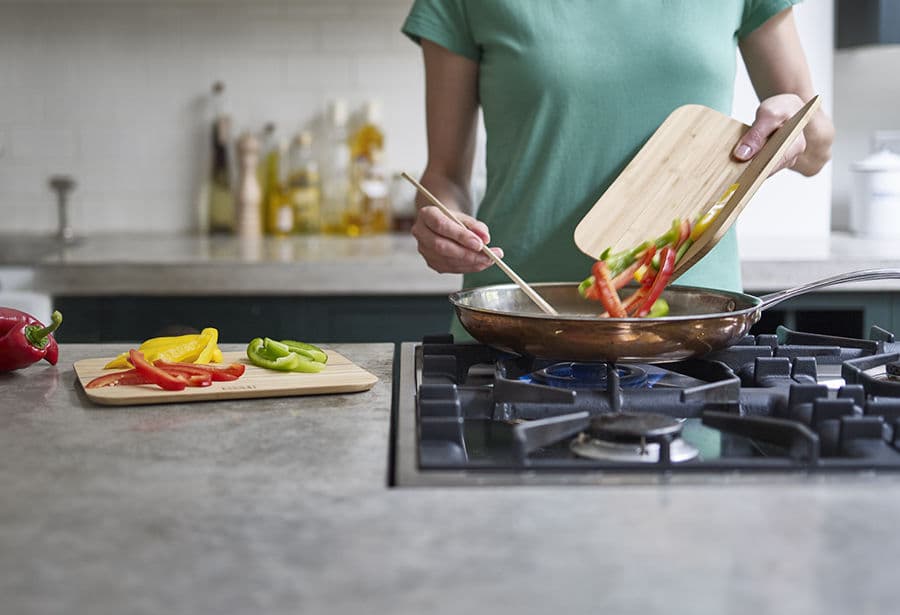 Доска разделочная Joseph Joseph Chop2Pot бамбук маленькая 60111