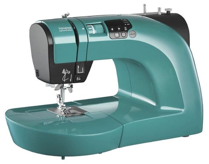 Швейная машина Toyota OEKAKI 50G (Renaissance)