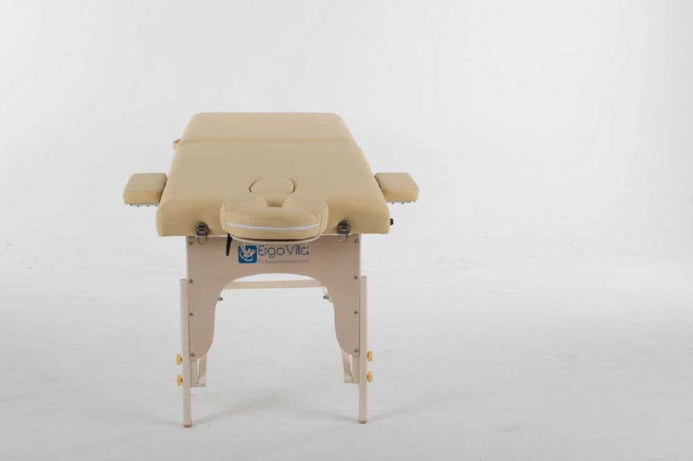Массажный стол ErgoVita MASTER Бежевый+кремовые ноги