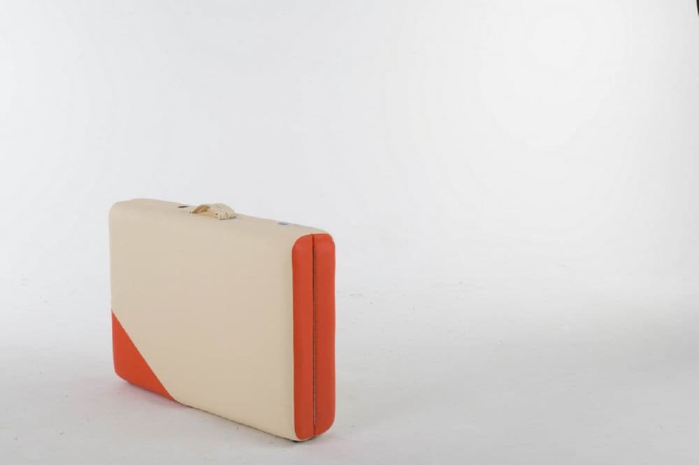 Массажный стол ErgoVita MASTER ALU Кремовый (осн)+оранжевый