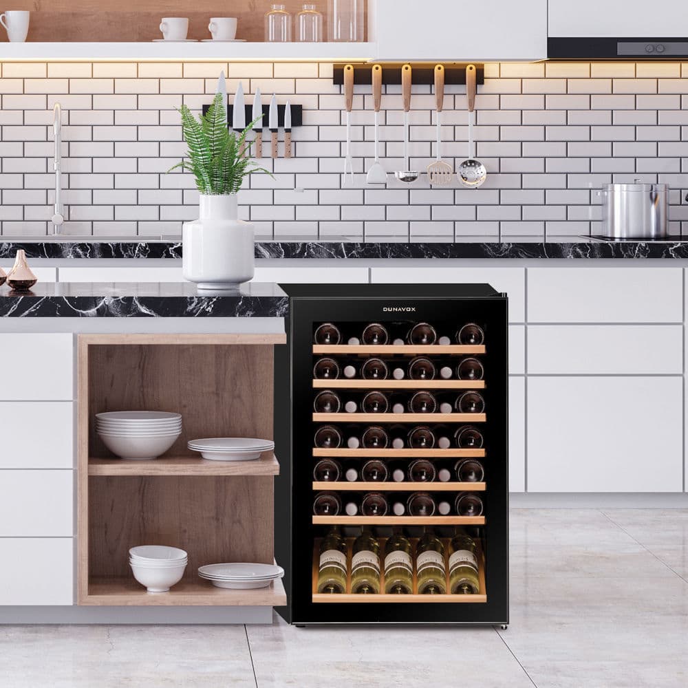 Отдельностоящий винный шкаф Dunavox DXFH-48.130