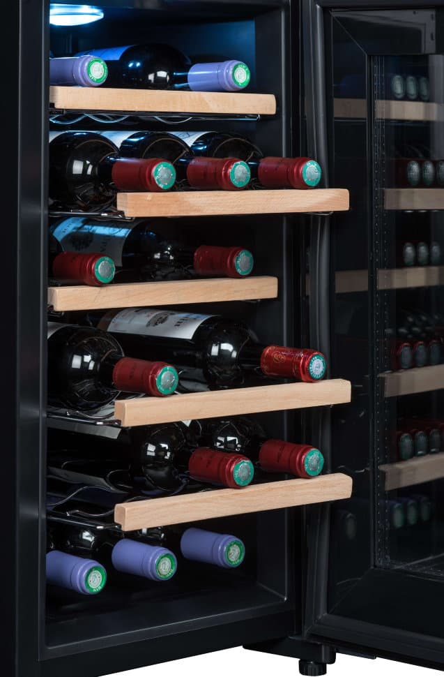 Отдельностоящий винный шкаф Climadiff CC18