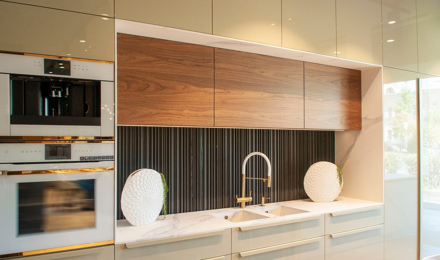 Встраиваемая кофемашина Kuppersbusch CKV 6550.0 W4