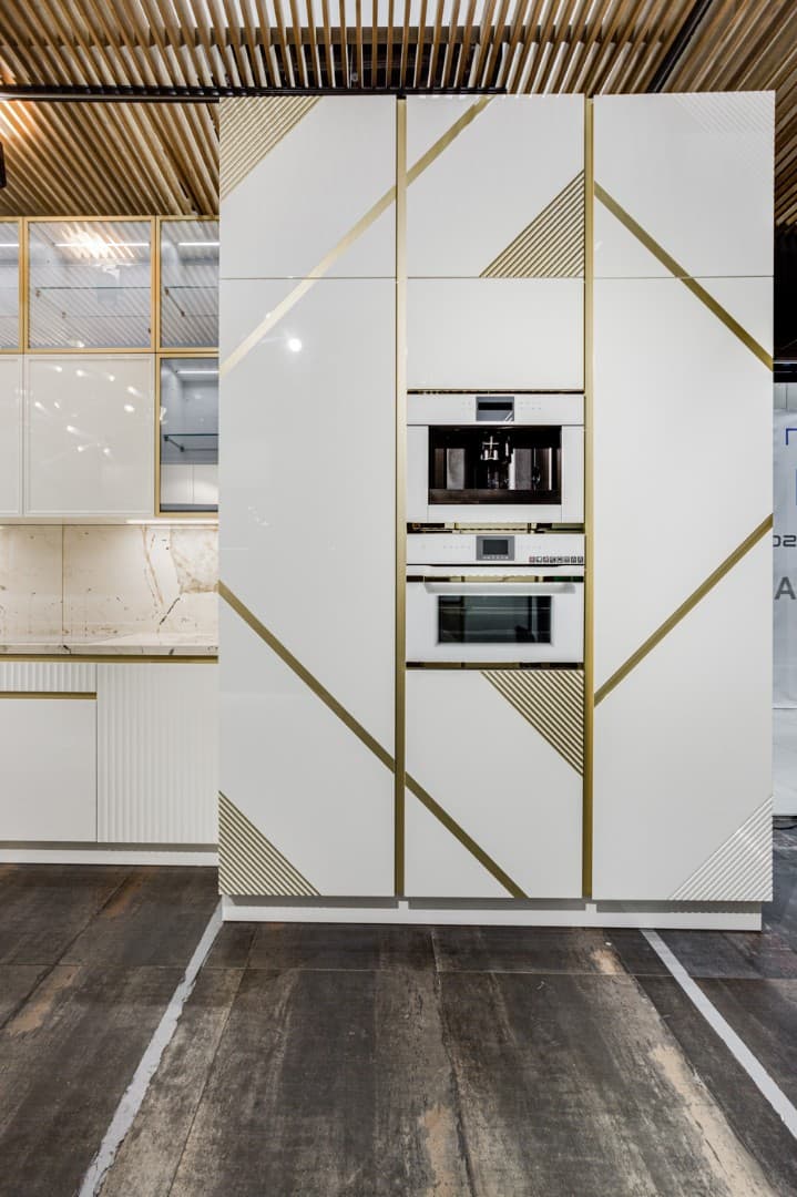 Встраиваемая кофемашина Kuppersbusch CKV 6550.0 W4