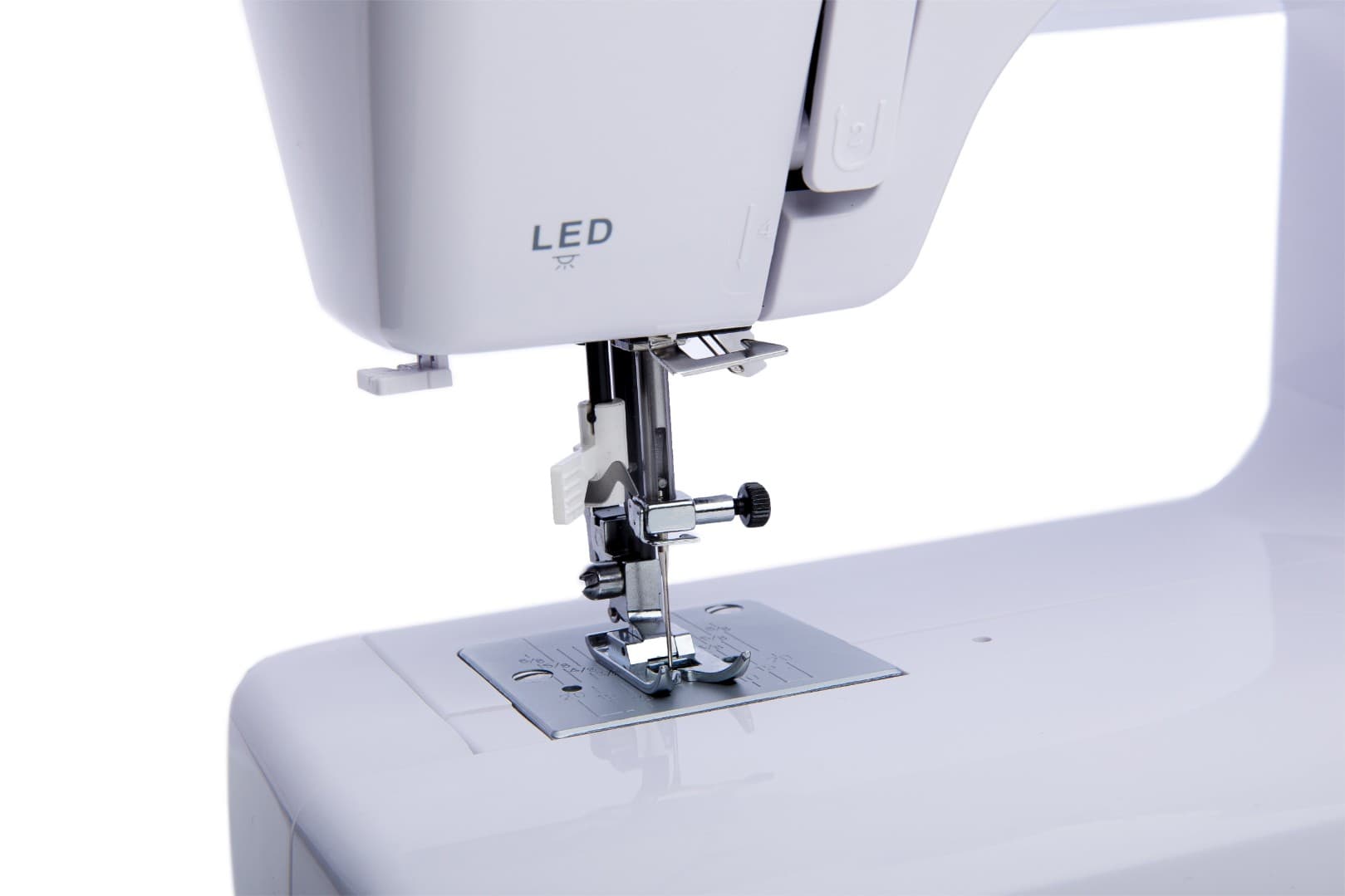 Швейная машина Minerva M824D