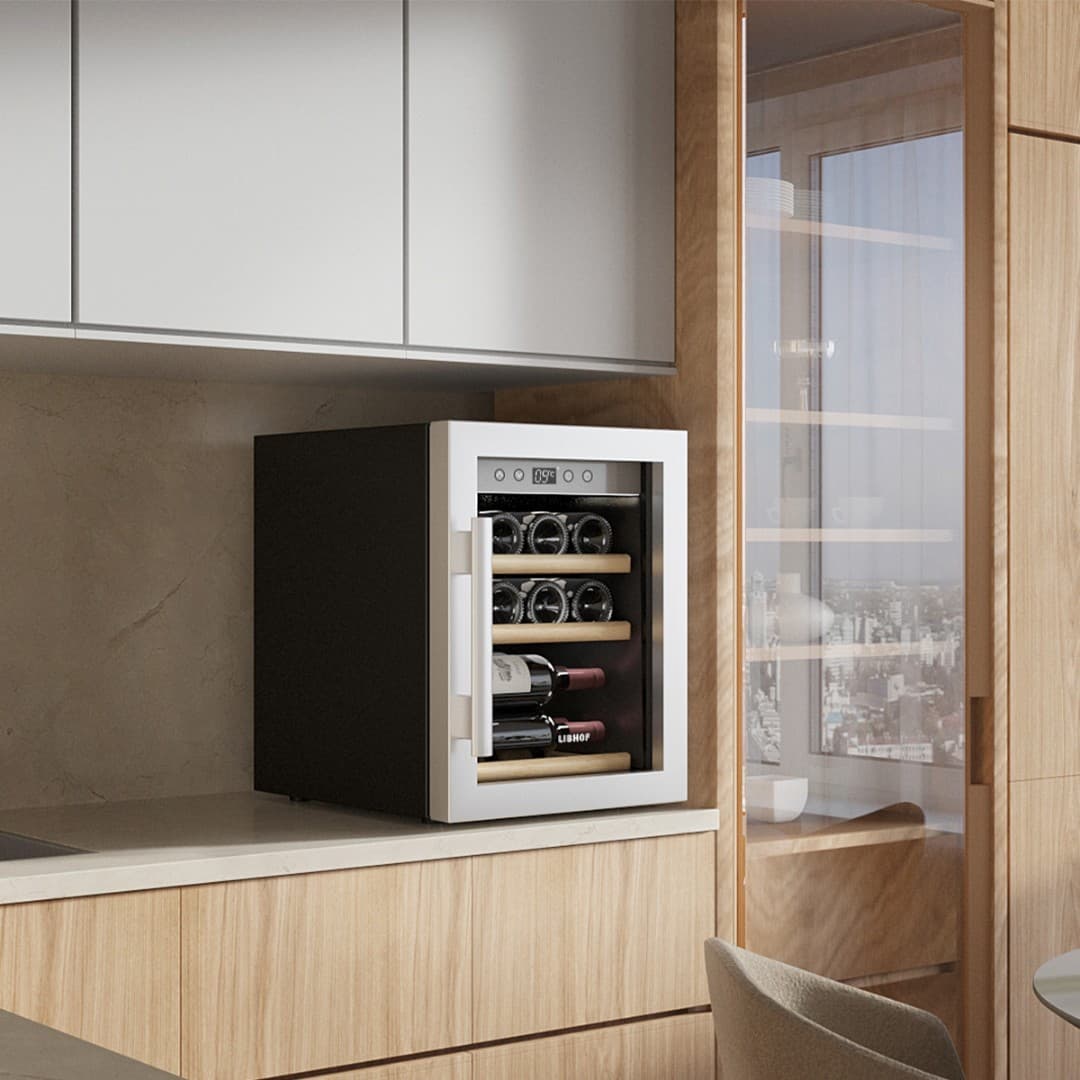 Отдельностоящий винный шкаф Libhof GQ-12 Silver