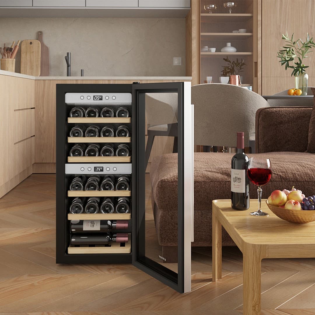 Отдельностоящий винный шкаф Libhof GQD-24 Silver