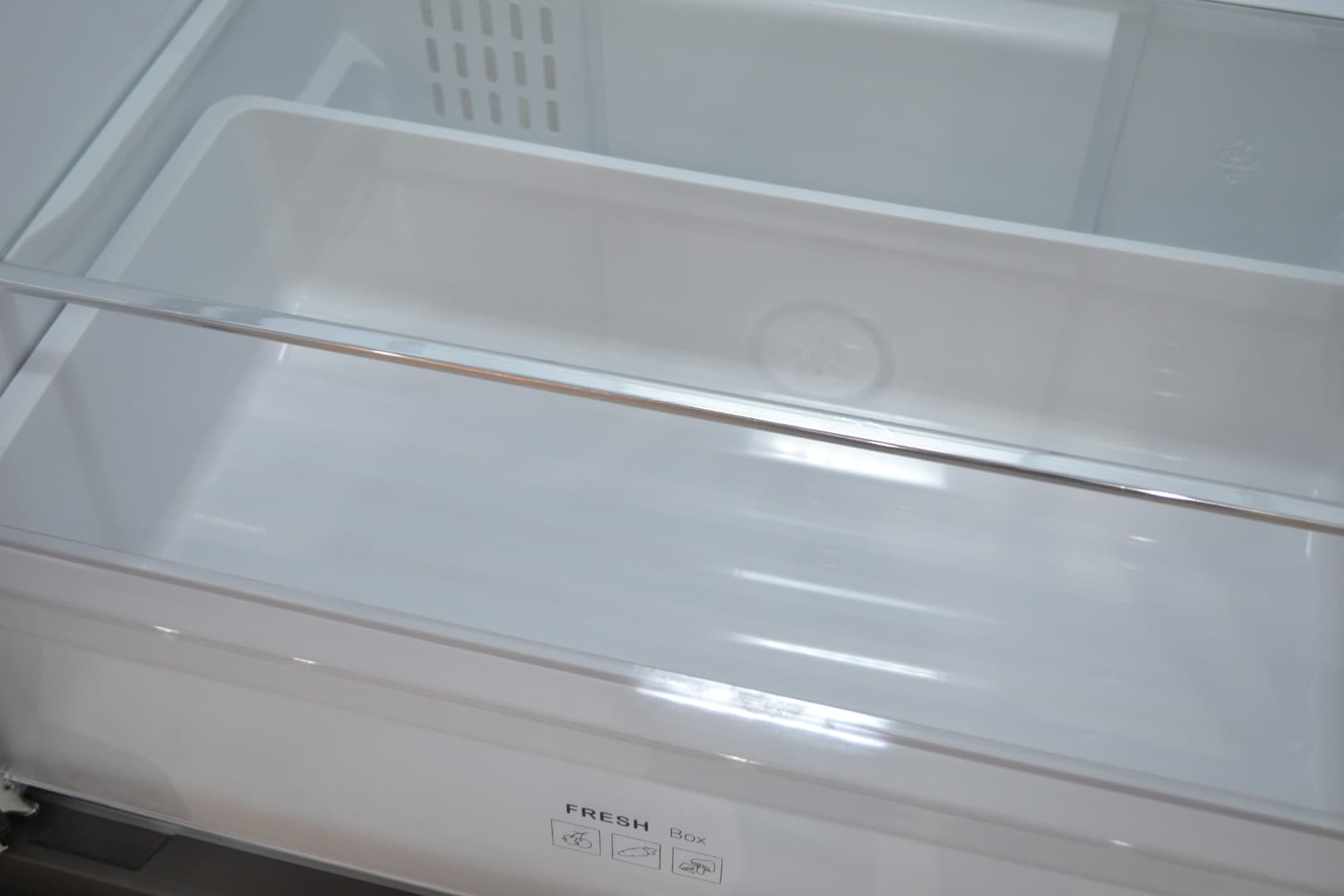 Отдельностоящий Side-by-Side холодильник GENCOOL GDCD-350WG