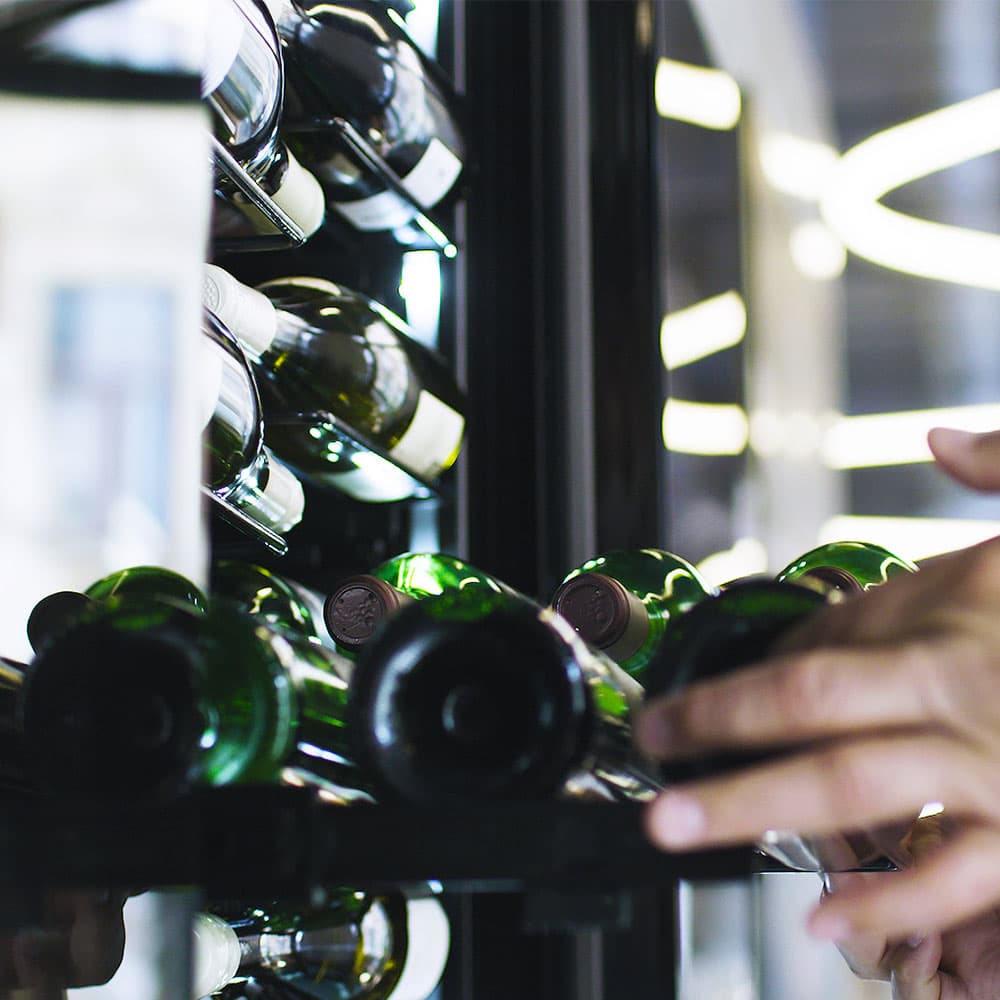 Отдельностоящий винный шкаф Temptech CD180SXL