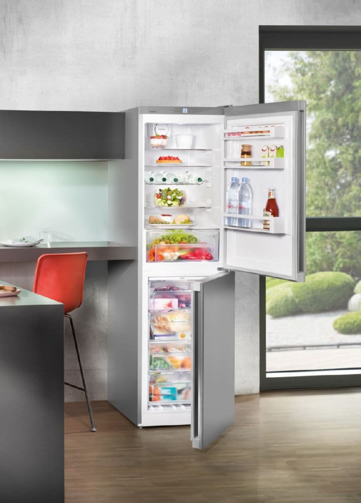 Отдельностоящий двухкамерный холодильник Liebherr CNel 4713