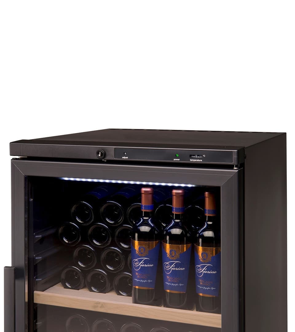 Отдельностоящий винный шкаф Vestfrost VKG 571 BR